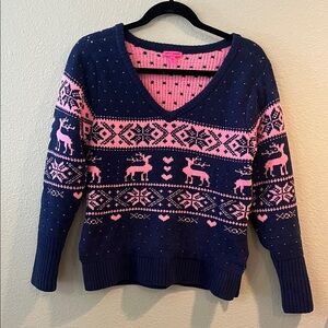 Betsey Johnson V-Neck Sweater in Navy and Pink